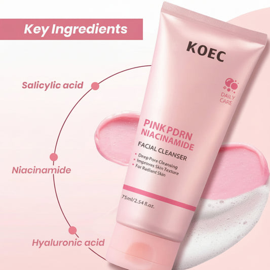 Upplev djuprengöring av porerna med PDRN &amp; Niacinamide Facial Cleanser – med en exklusiv mask-till-skum-textur som förvandlas från rosa marshmallow till krämigt skum för en strålande, balanserad hud.