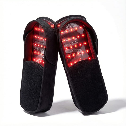 Rödljusterapitofflor med både 660 nm och 850 nm, plus 10Hz - 40 Hz pulserande infrarött och NiR (Nära infrarött) ljus.